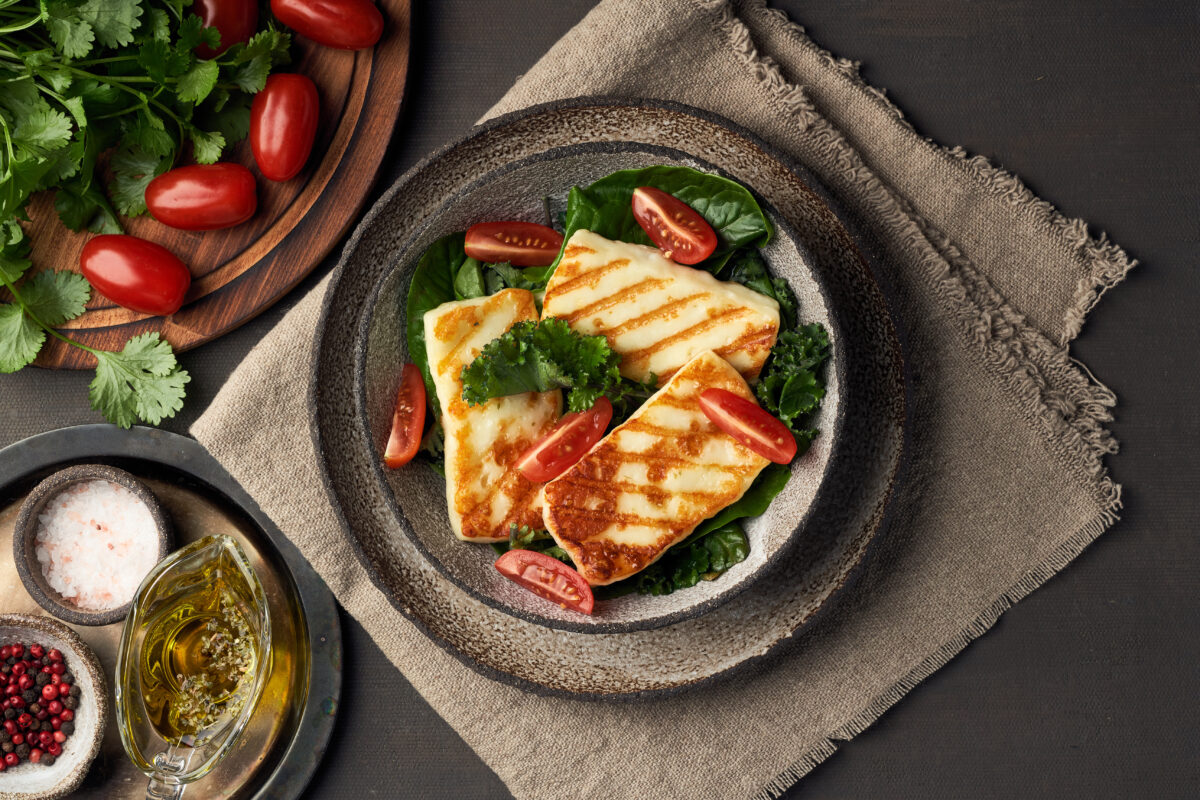 Czym jest ser halloumi i jak smakuje
