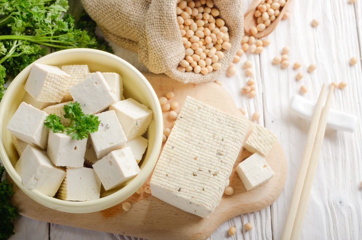 Jak smakuje tofu i z czym je jeść