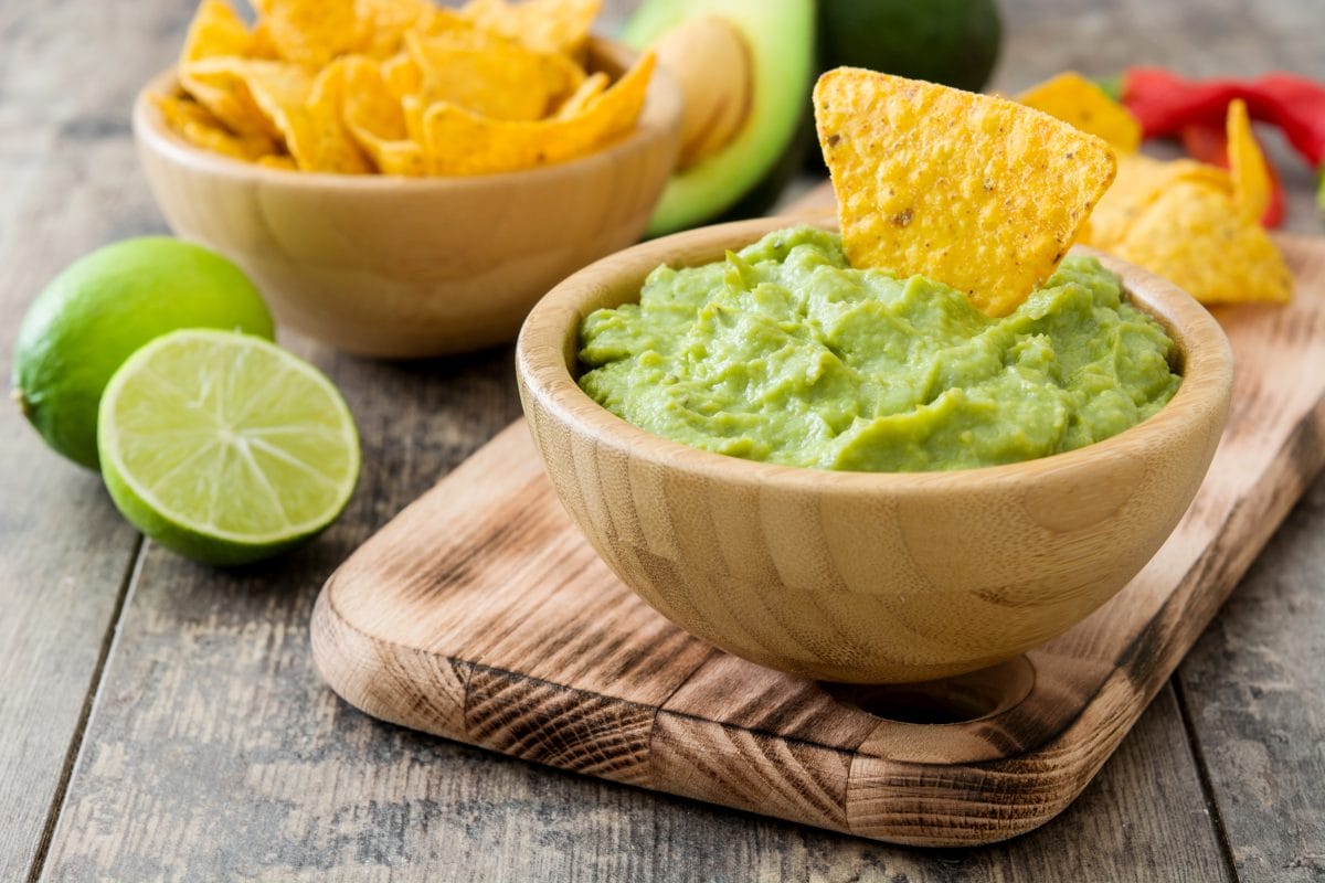 Z czym warto jeść guacamole Najlepsze propozycje