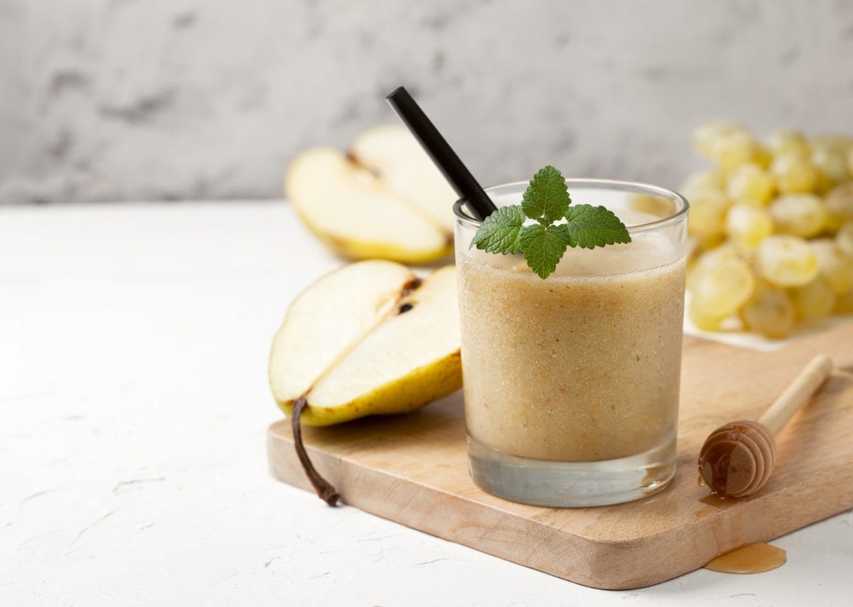 Najpyszniejsze smoothie z gruszką - przepisy i wskazówki
