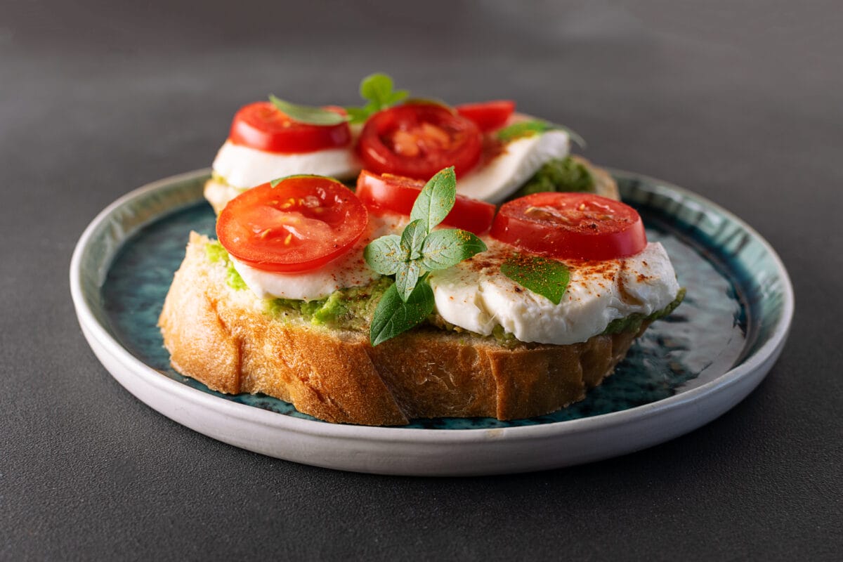 3. Kanapka caprese