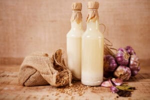 Żurek i barszcz jak u szefa kuchni: Sekrety gotowania idealnych zup na bazie rzemieślniczych zakwasów