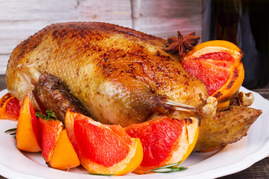 3. Kaczka w sosie grejpfrutowym